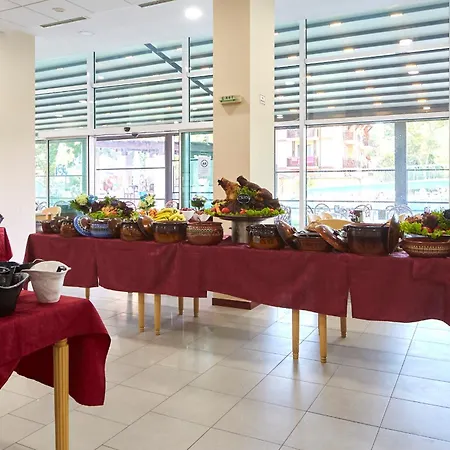 호텔 Grand Nirvana 4*