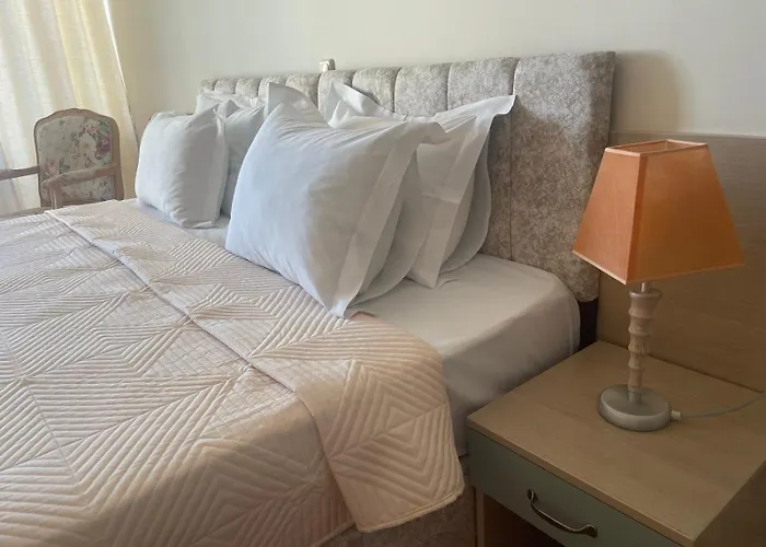 Hotel Grand Nirvana 4*