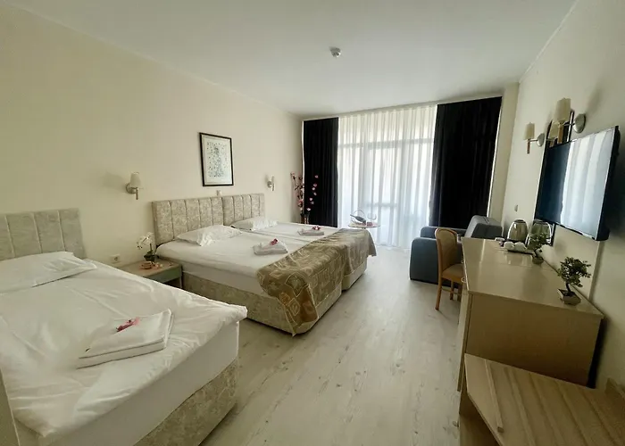 Grand Nirvana Hotel Sluneční pobřeží