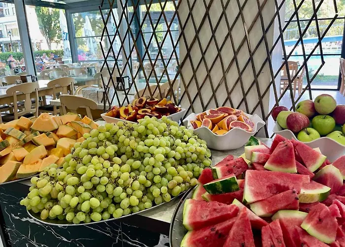 Grand Nirvana Hotel Sluneční pobřeží