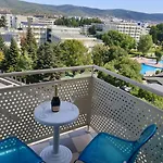 Hotel Grand Nirvana