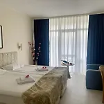 Grand Nirvana Hotel 4*