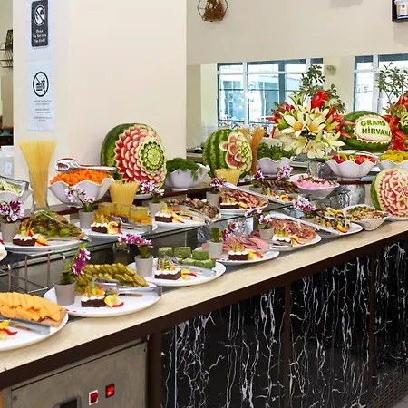 فندق Grand Nirvana