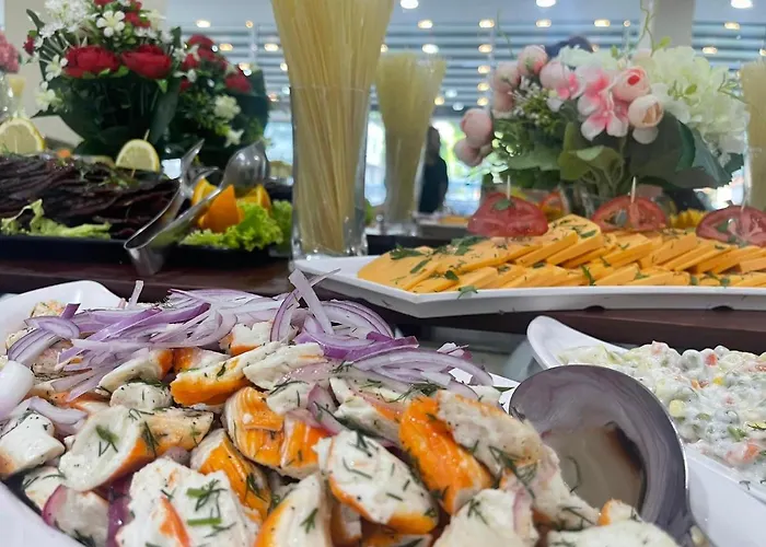 Хотел гранд нирвана - ол инклузив&безплатен чадър и шезлонг на плажа