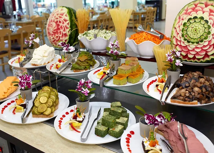 гранд нирвана - ол инклузив&безплатен чадър и шезлонг на плажа 4*