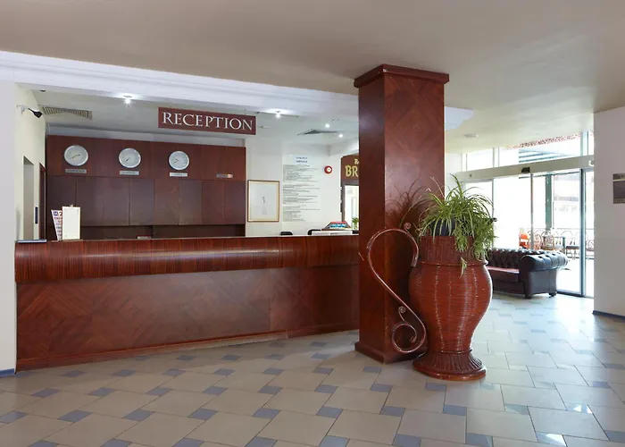 Хотел гранд нирвана - ол инклузив&безплатен чадър и шезлонг на плажа 4*