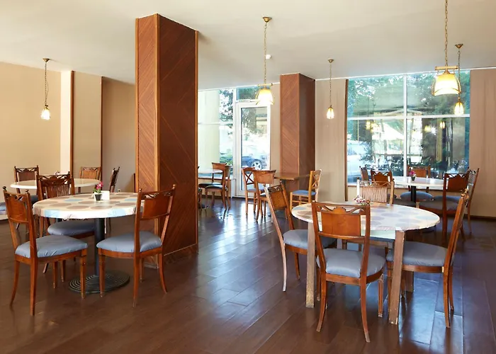 гранд нирвана - ол инклузив&безплатен чадър и шезлонг на плажа