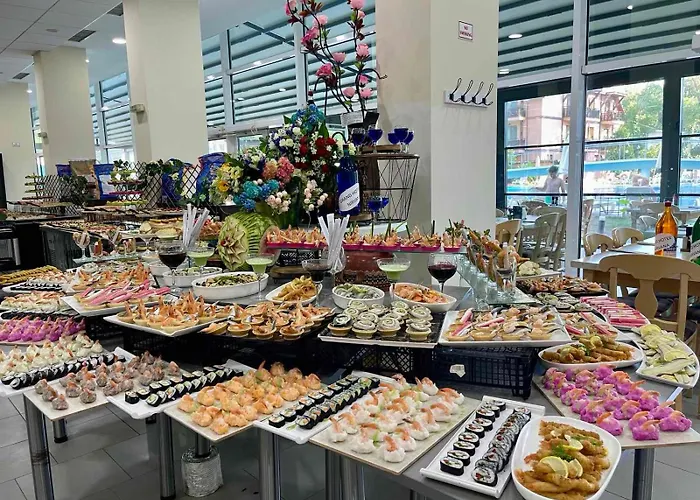 Хотел гранд нирвана - ол инклузив&безплатен чадър и шезлонг на плажа 4*